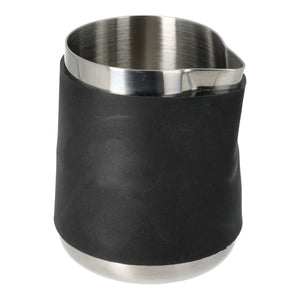 HANDLE FREE MILK JUG 16 OZ / 475ML WITH INSULATED SLEEVE - The Coffee Machine Collective